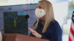 Gobernadora revela el significado de Wonder Woman en su mascarilla